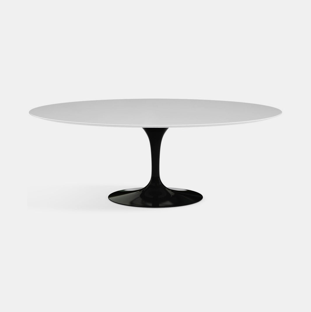 Saarinen Oval Spisebord - Sort Base - Flere varianter