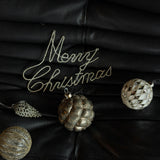 Hvit/Sølv Julekule - 8 cm