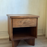 V Nattbord - Utstillingsmodell