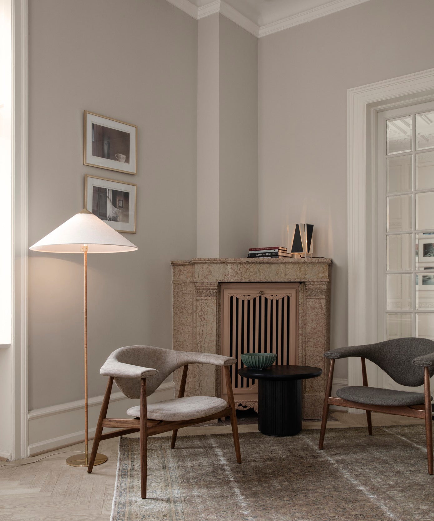 Masculo Loungestol - Wood Base