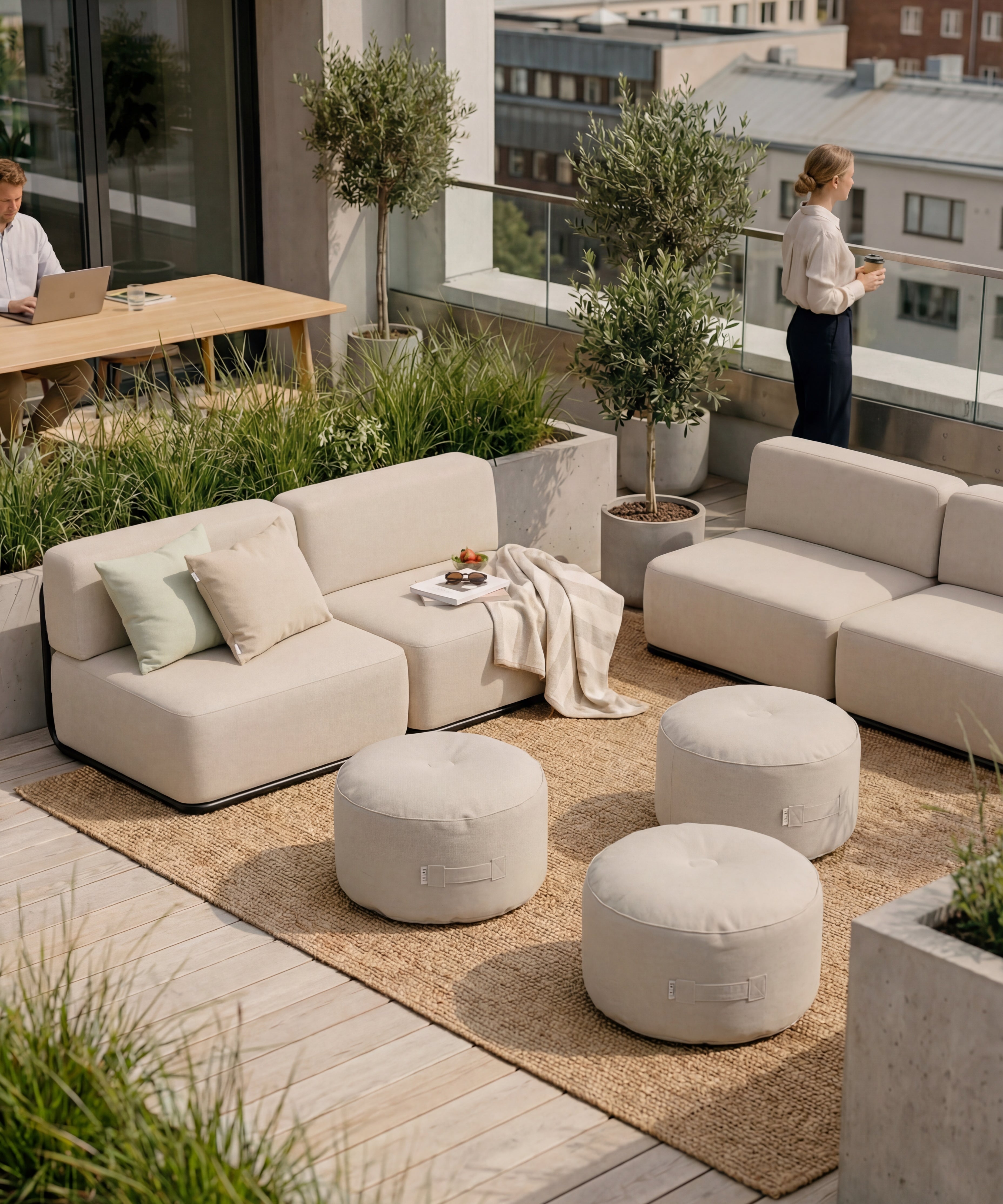 Tiny Moon Sunbrella Puff - Flere varianter