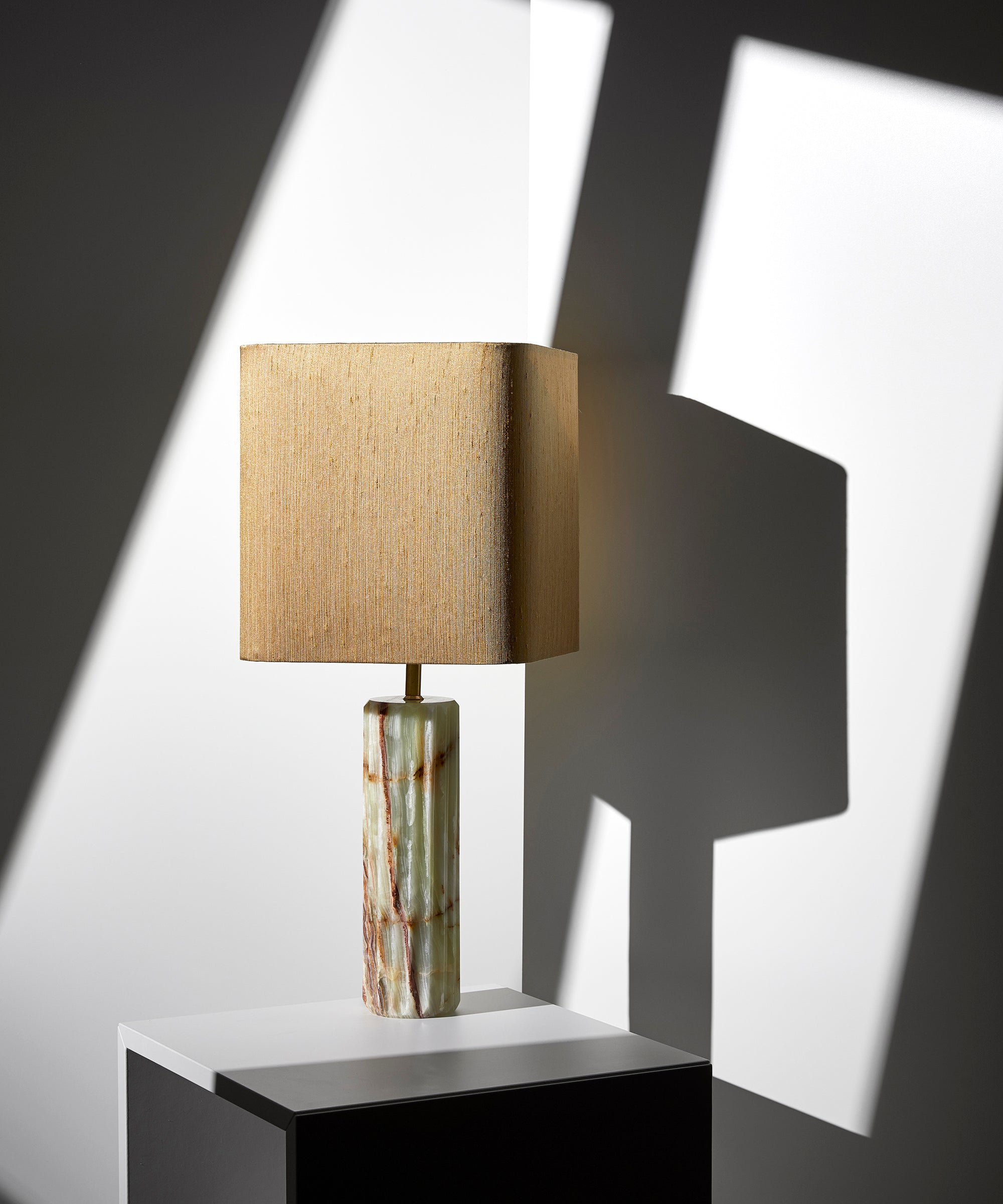 Proud Bordlampe - Flere varianter